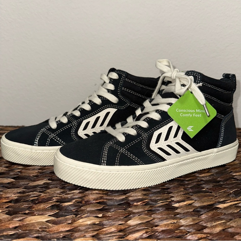 Cariuma Catiba Pro High black/ivory new men’s size 8 women’s size 9.5